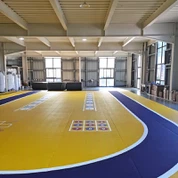 Pre- လုပ်ထားတဲ့မိုးလုံလေလုံအားကစား - တိကျတဲ့မျက်နှာပြင်အလွှာ